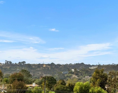 4715 La Noria - Photo Thumbnail 23