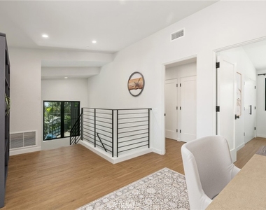 28832 Shady Place - Photo Thumbnail 36