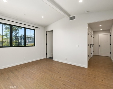 28832 Shady Place - Photo Thumbnail 33