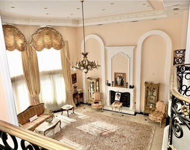 2726 Casiano - Photo Thumbnail 19