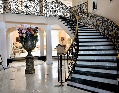 2726 Casiano - Photo Thumbnail 2
