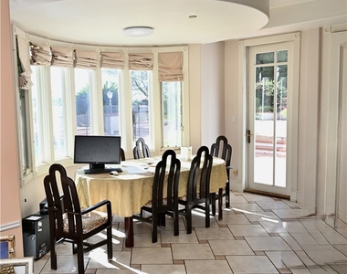 2726 Casiano - Photo Thumbnail 9