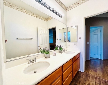 8740 Lodgepole Lane - Photo Thumbnail 39