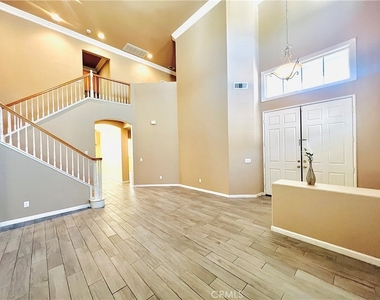8740 Lodgepole Lane - Photo Thumbnail 3