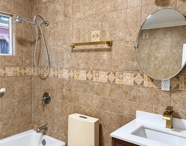7881 Claybeck Avenue - Photo Thumbnail 17