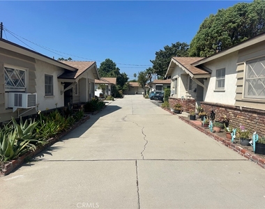 6235 Oak - Photo Thumbnail 1