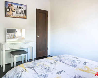 176 N Orange Drive - Photo Thumbnail 24