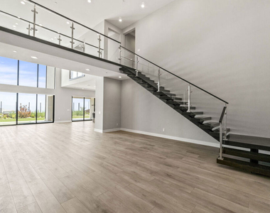 20348 W Marlow Lane - Photo Thumbnail 4