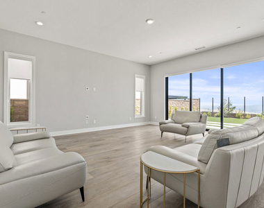 20348 W Marlow Lane - Photo Thumbnail 11