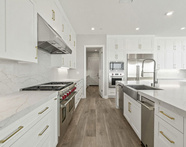 20348 W Marlow Lane - Photo Thumbnail 8