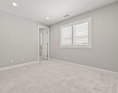 20348 W Marlow Lane - Photo Thumbnail 24