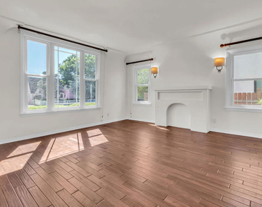 8349 W 4th Street - Photo Thumbnail 4