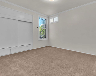8349 W 4th Street - Photo Thumbnail 31