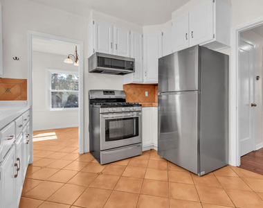8349 W 4th Street - Photo Thumbnail 12
