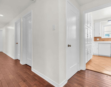 8349 W 4th Street - Photo Thumbnail 9