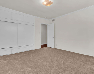 8349 W 4th Street - Photo Thumbnail 26
