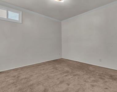 8349 W 4th Street - Photo Thumbnail 34