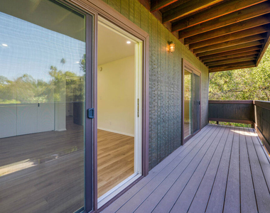 3602 S Lankershim Boulevard - Photo Thumbnail 32