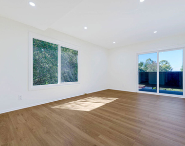 3602 S Lankershim Boulevard - Photo Thumbnail 43