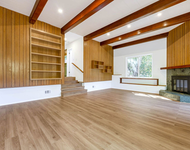 3602 S Lankershim Boulevard - Photo Thumbnail 7