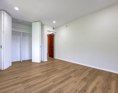 3602 S Lankershim Boulevard - Photo Thumbnail 28
