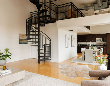 253 S Broadway - Photo Thumbnail 11