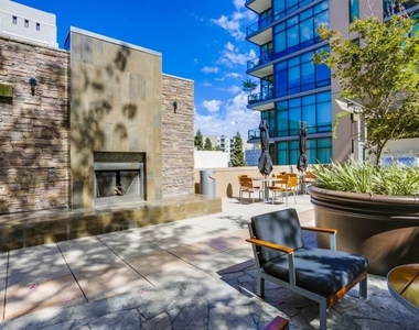 1111 S Grand Avenue - Photo Thumbnail 14