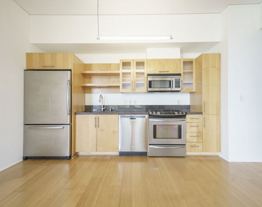 1111 S Grand Avenue - Photo Thumbnail 2