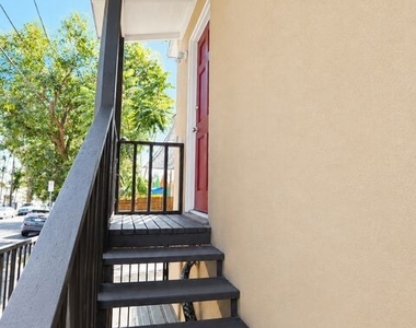 5218 Navarro Street - Photo Thumbnail 13