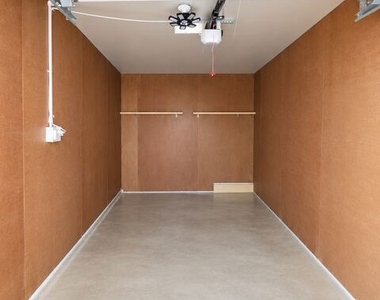 5218 Navarro Street - Photo Thumbnail 15