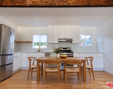 1491 Scott Ave - Photo Thumbnail 6