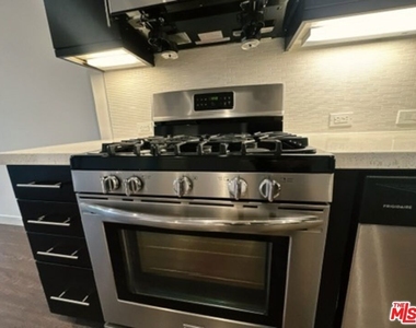 5825 Cameford - Photo Thumbnail 11