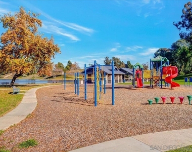 526 Calle Montecito - Photo Thumbnail 20