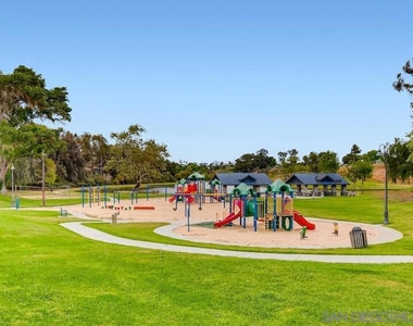 526 Calle Montecito - Photo Thumbnail 29