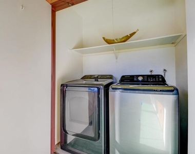 526 Calle Montecito - Photo Thumbnail 9