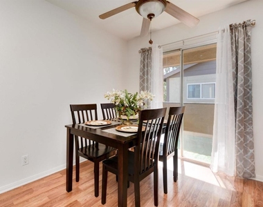 526 Calle Montecito - Photo Thumbnail 19