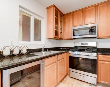 526 Calle Montecito - Photo Thumbnail 2