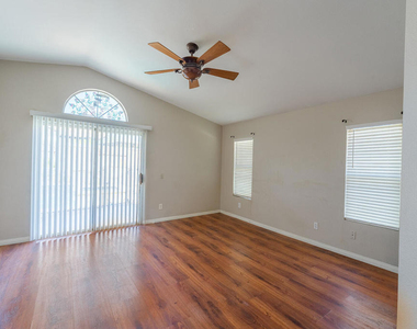 44435 Buttercup Lane - Photo Thumbnail 23
