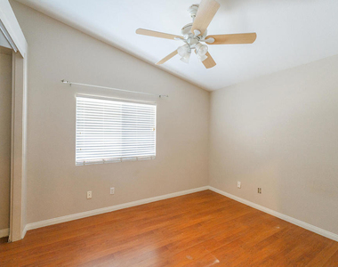 44435 Buttercup Lane - Photo Thumbnail 20
