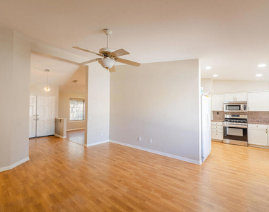 44435 Buttercup Lane - Photo Thumbnail 11