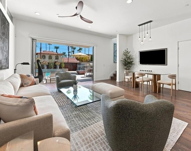 1000 Surrey Lane - Photo Thumbnail 19
