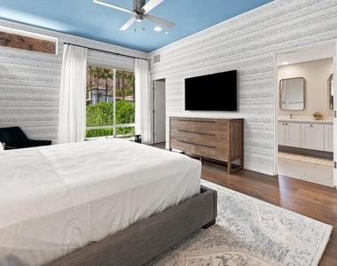 1000 Surrey Lane - Photo Thumbnail 28