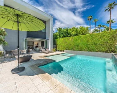 1000 Surrey Lane - Photo Thumbnail 13