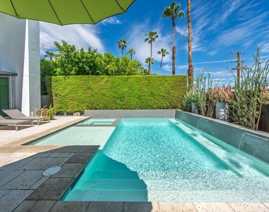 1000 Surrey Lane - Photo Thumbnail 12