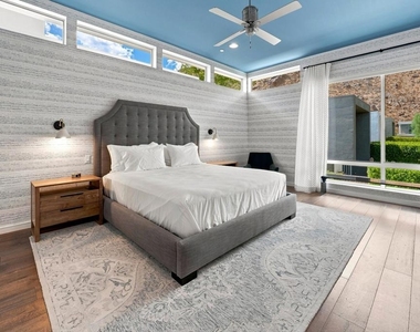 1000 Surrey Lane - Photo Thumbnail 27