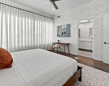 1000 Surrey Lane - Photo Thumbnail 32