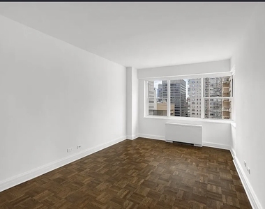 East 68 street and 2nd Ave  - Photo Thumbnail 7