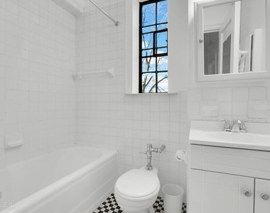Continental Avenue - Photo Thumbnail 10