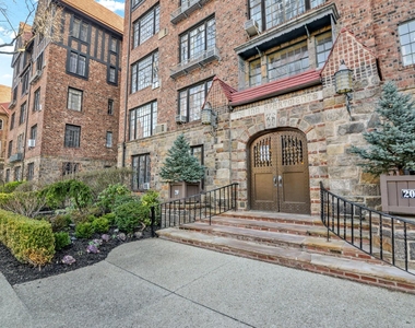 Continental Avenue - Photo Thumbnail 15