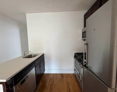 21-80 38th St. - Photo Thumbnail 4